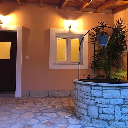 Casa Ortensia Holiday home Kato Korakiana